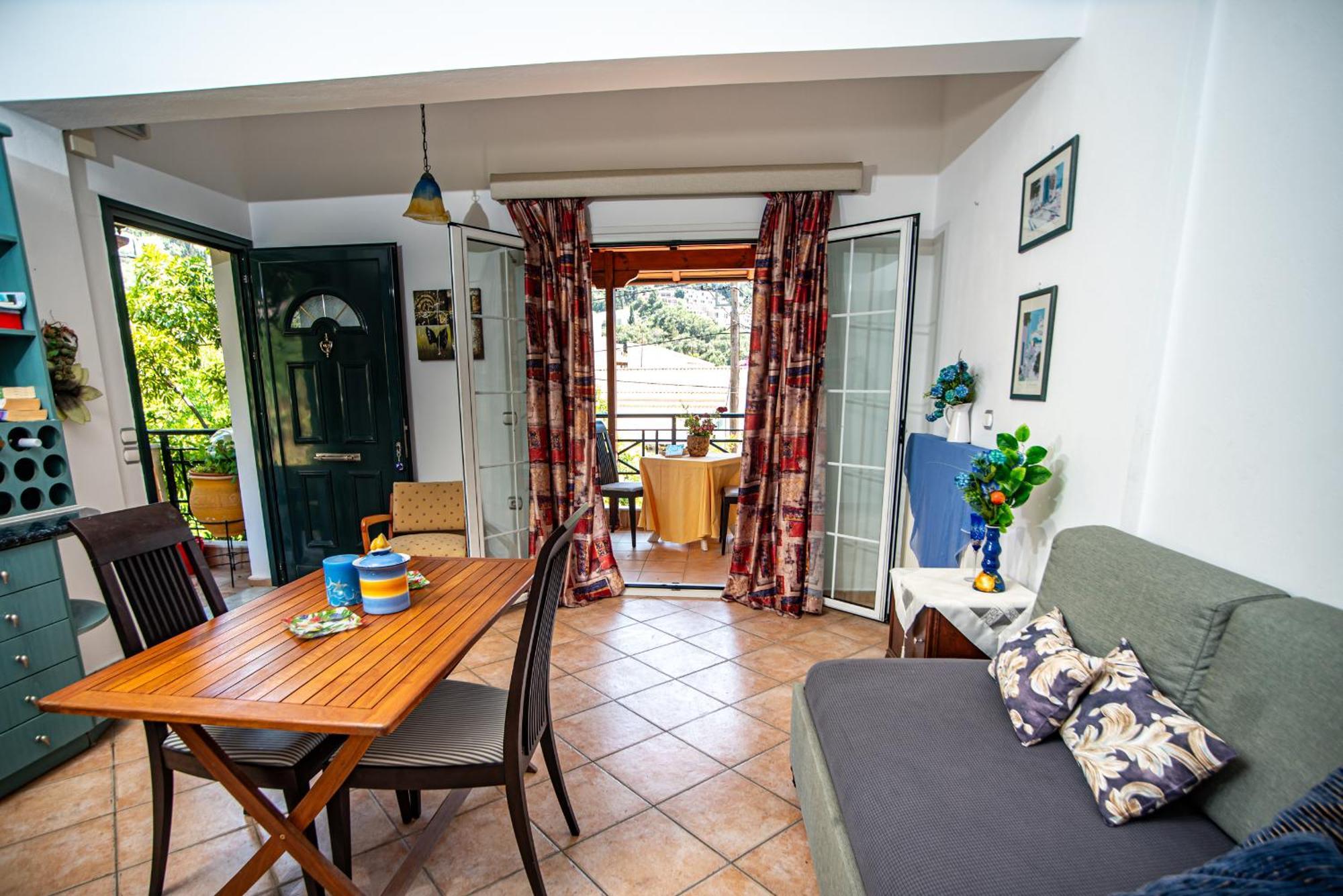 Tholeto Apartments Ájosz Górdiosz Kültér fotó